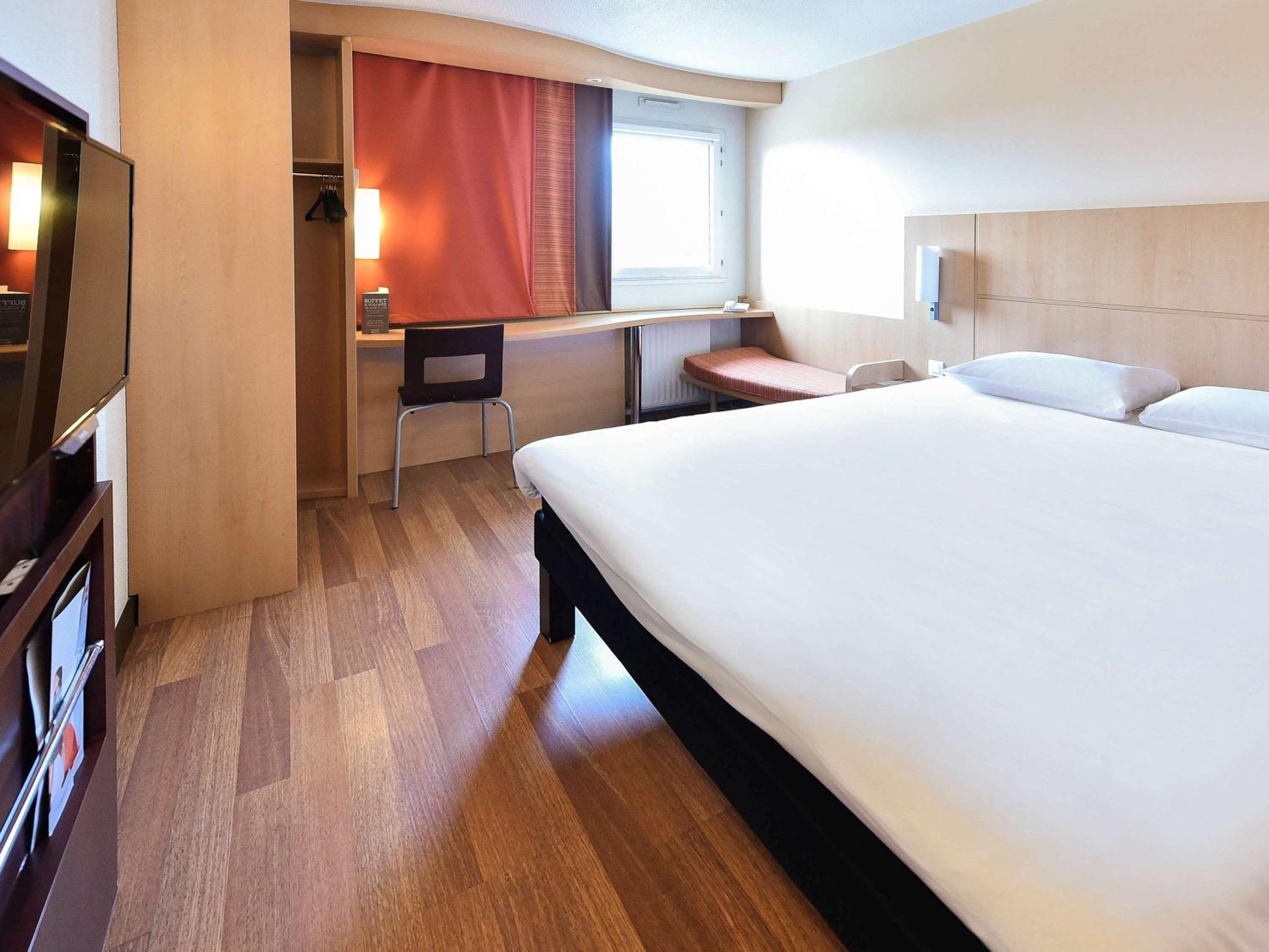 Hotel Ibis Beaune La Ferme Aux Vins