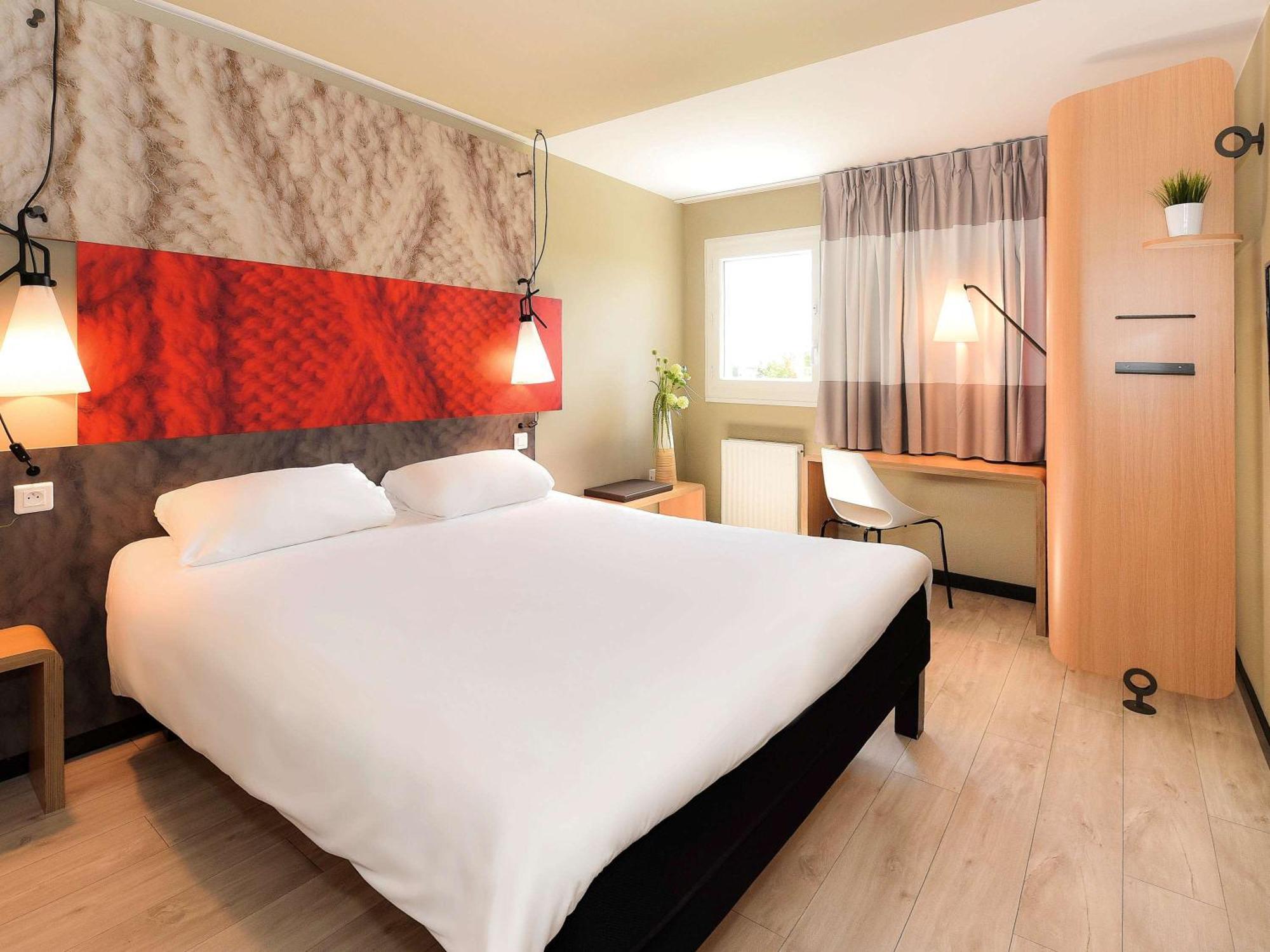 Ibis Beaune La Ferme Aux Vins Hotel 3*
