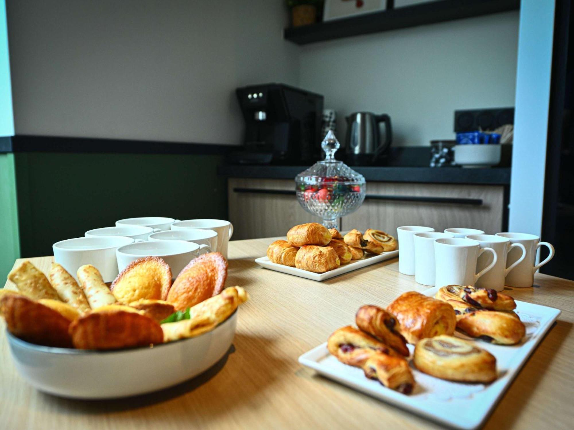 Hotel Ibis Beaune La Ferme Aux Vins 3*
