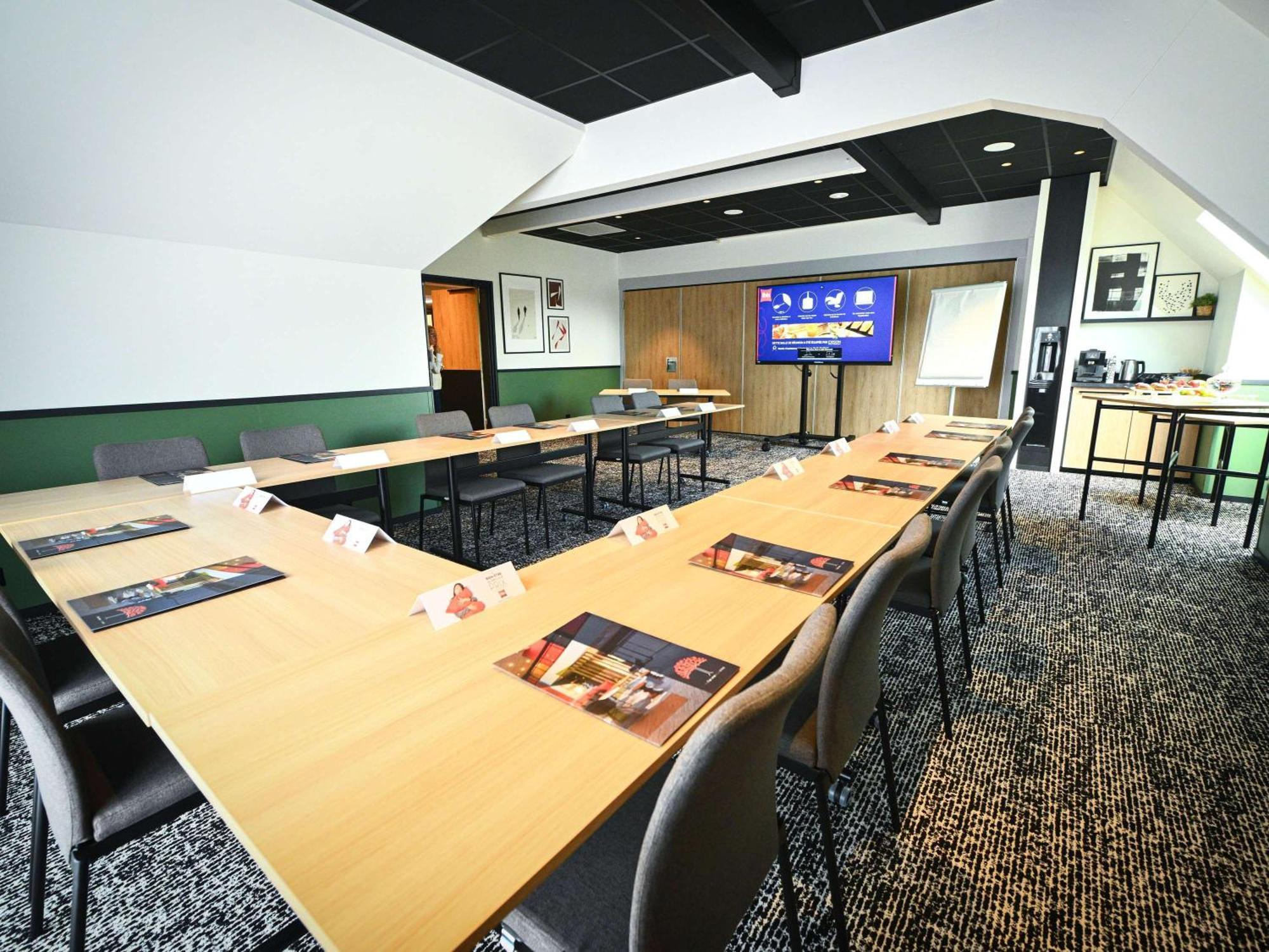 Ibis Beaune La Ferme Aux Vins Hotel