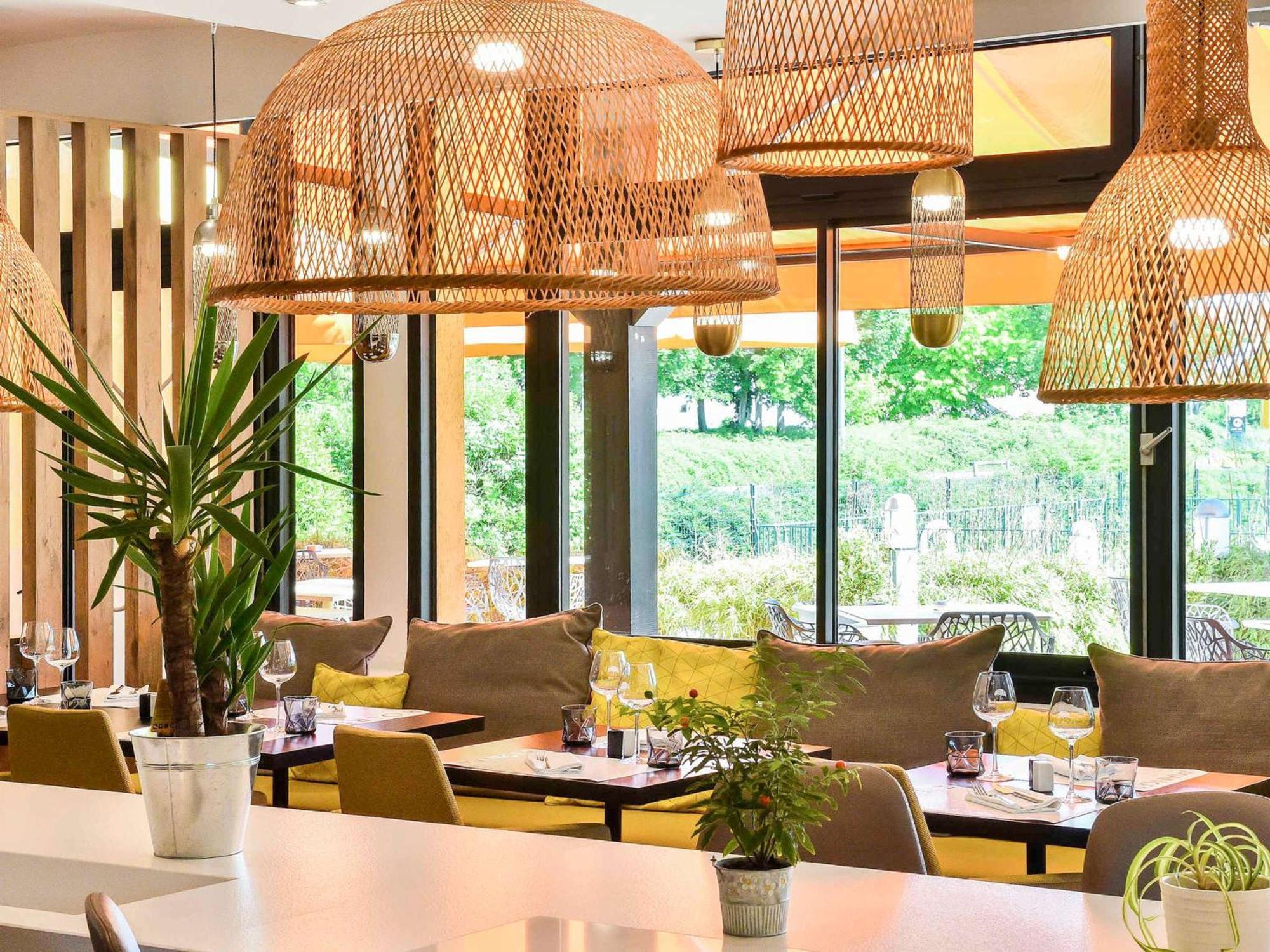 Ibis Beaune La Ferme Aux Vins Hotel 3*